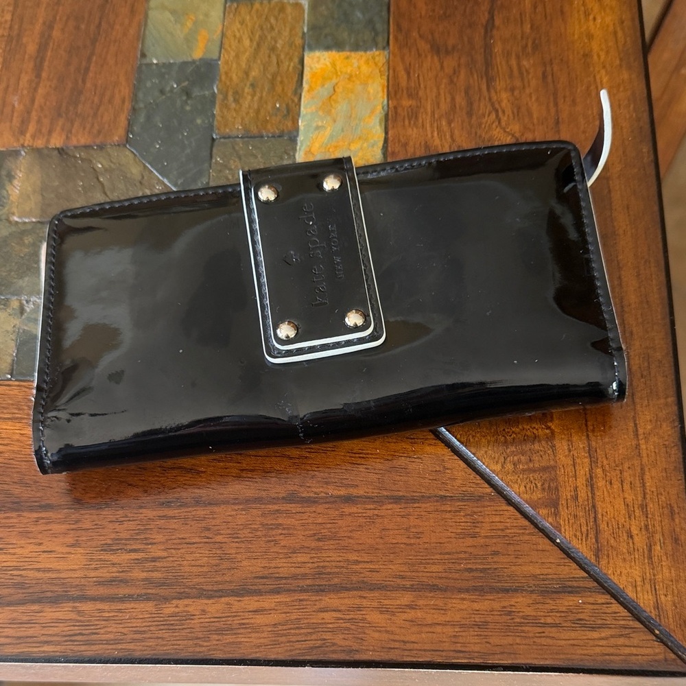Kate Spade Pasadena Black Patent Stacy Envelope Wallet